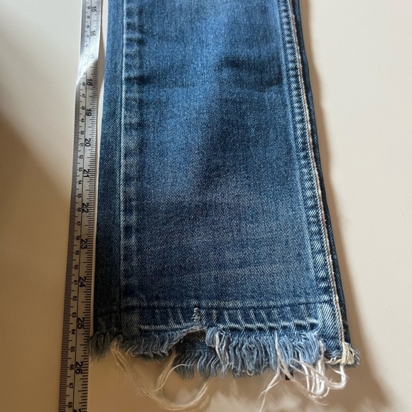 AMO Babe Old School Raw Hem Jeans Size 26 - Picture 8 of 9